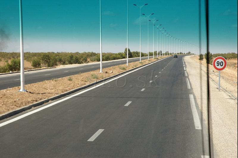 DSC_3568.jpg - Tunisian great roads